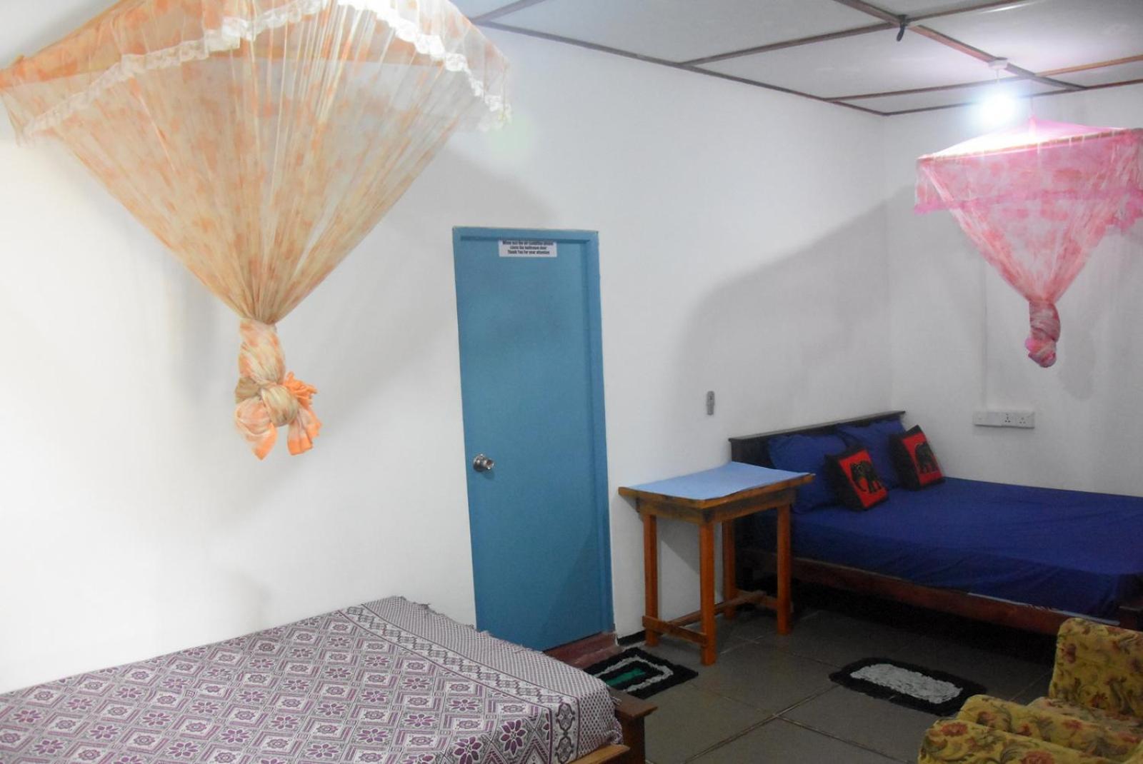Meera Homestay & Guest House Анурадхапура Екстериор снимка